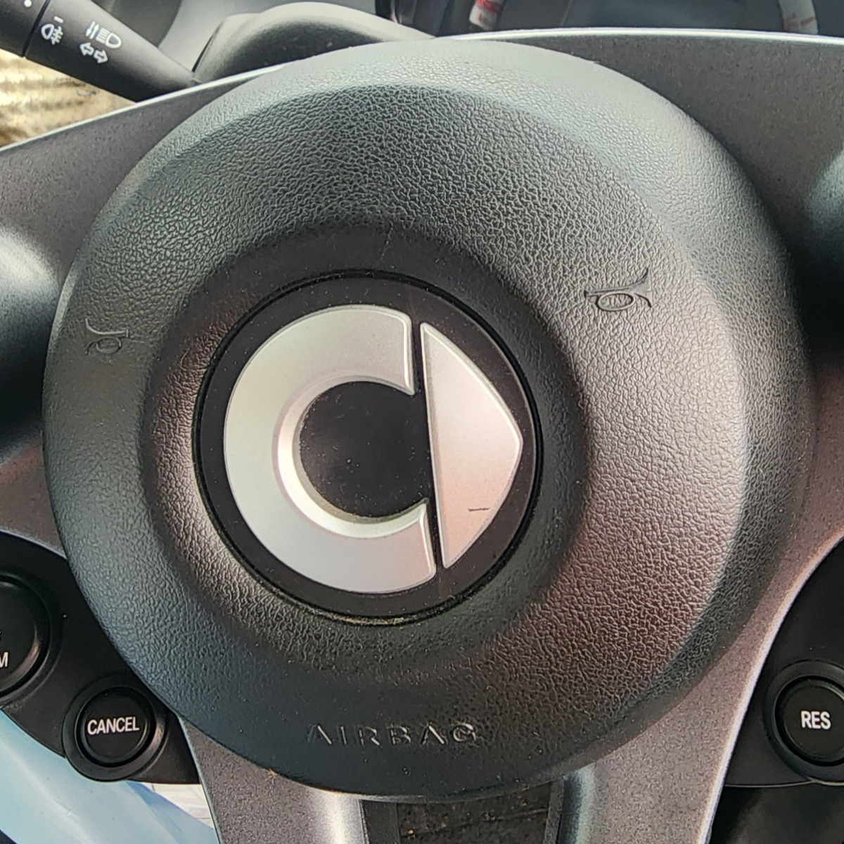 4FOUR STEERING AIRBAG