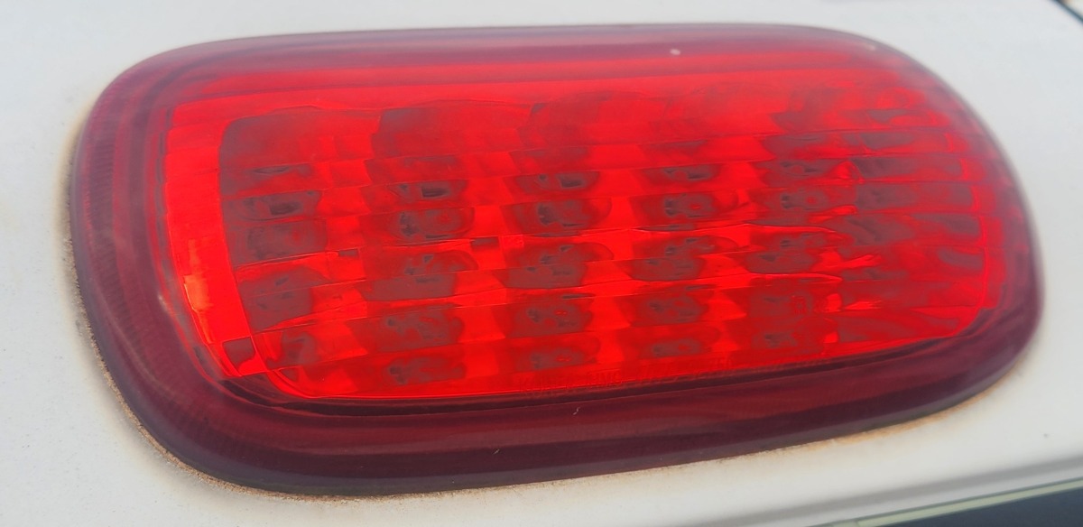 H-1 3RD BRAKE LIGHT