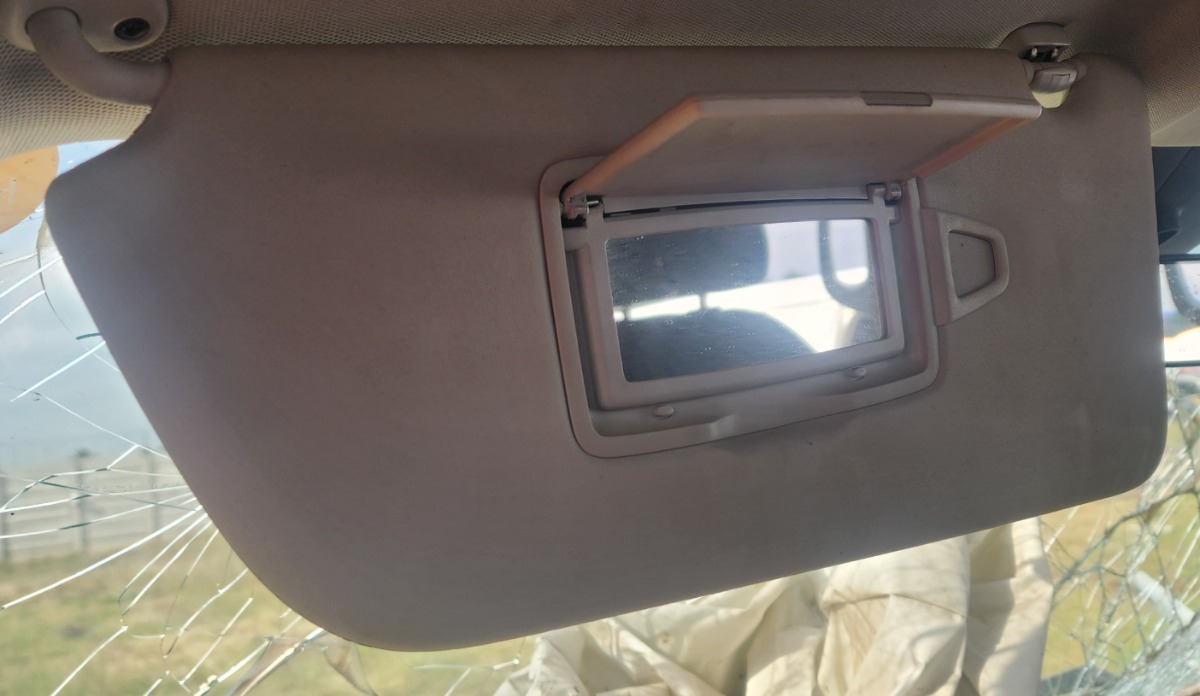 W447 LEFT SUN VISOR