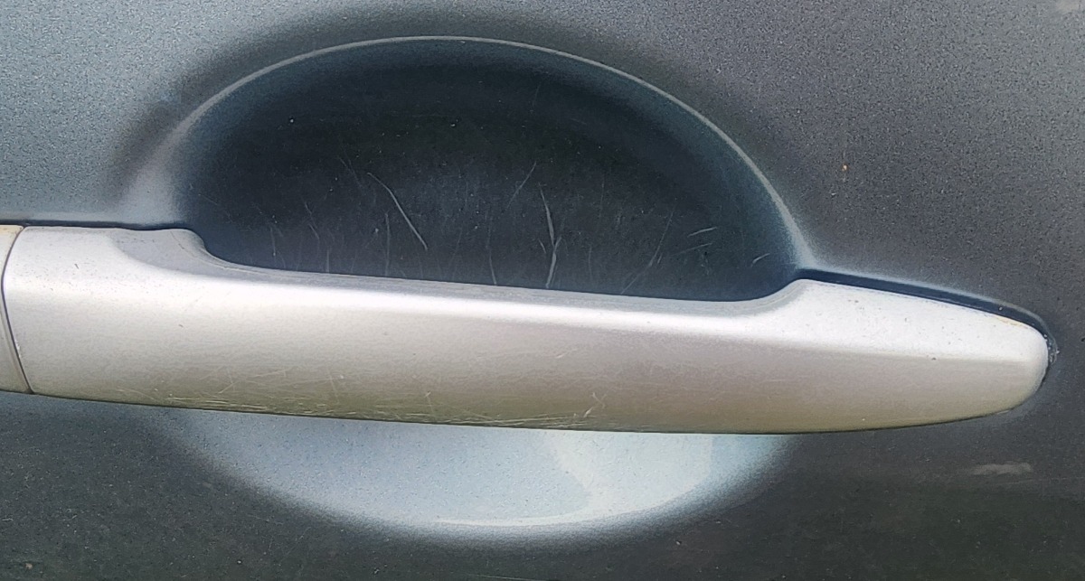 OUTLANDER RIGHT FRONT HANDLE
