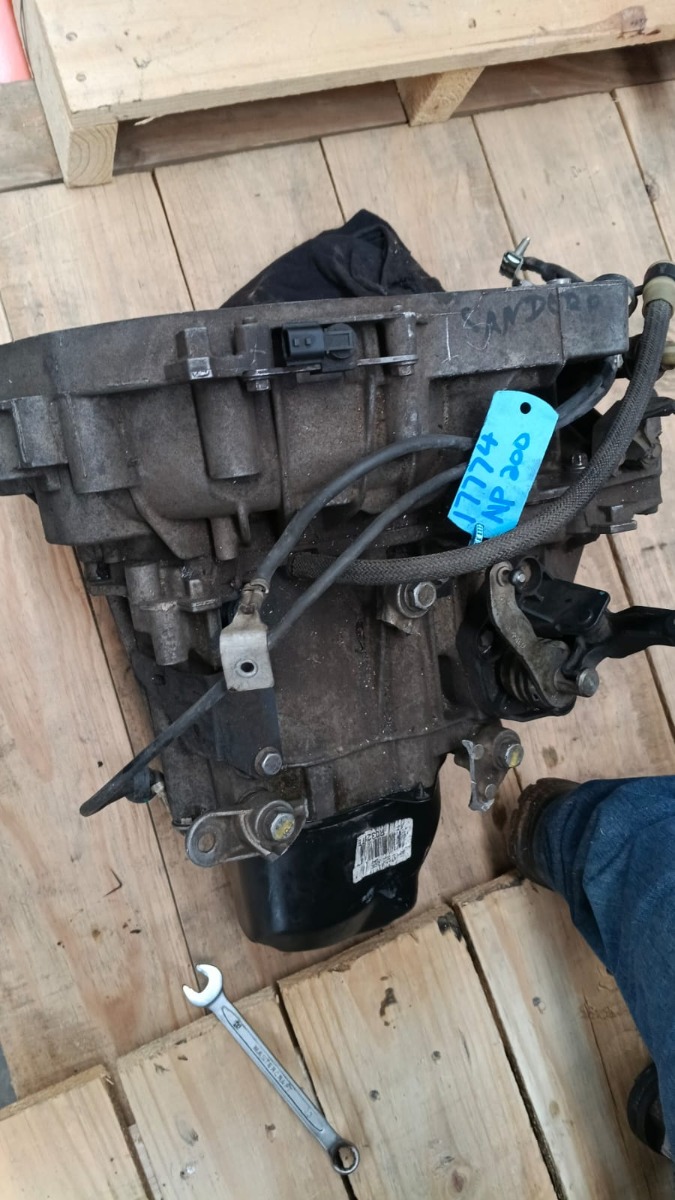NP200 MANUAL GEARBOX