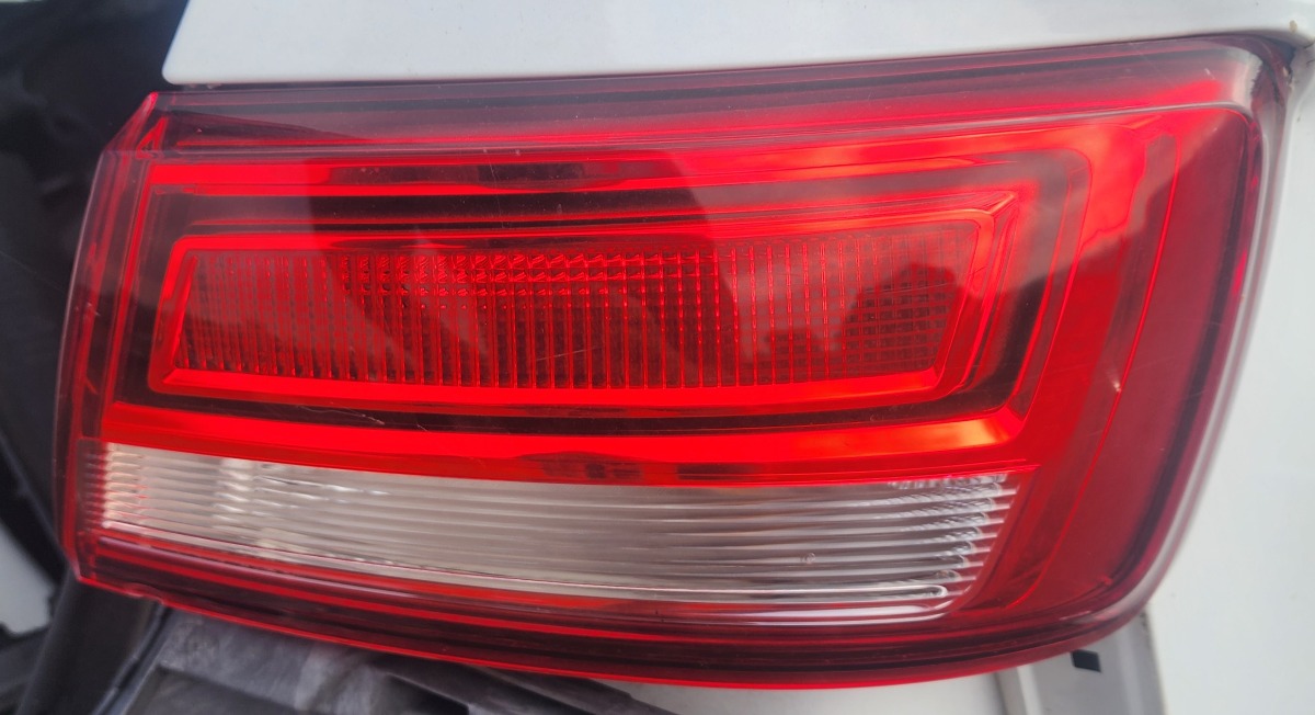 A3 RIGHT OUTER TAILLIGHT