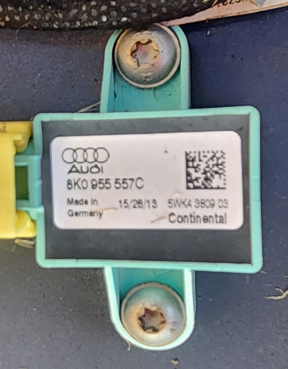 A4 B8 RIGHT FRONT AIRBAG SENSOR