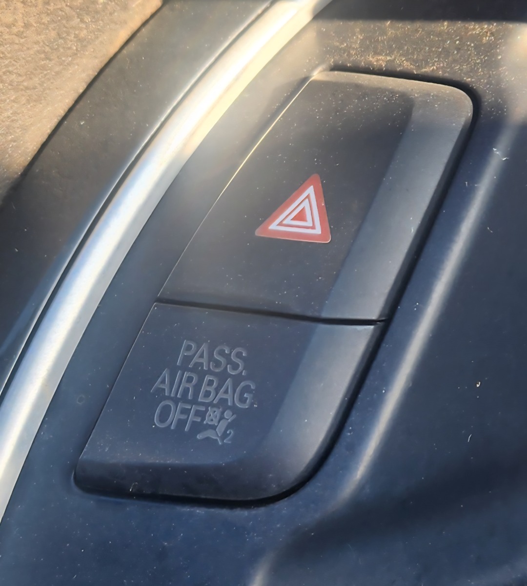 A4 B8 HAZARD SWITCH