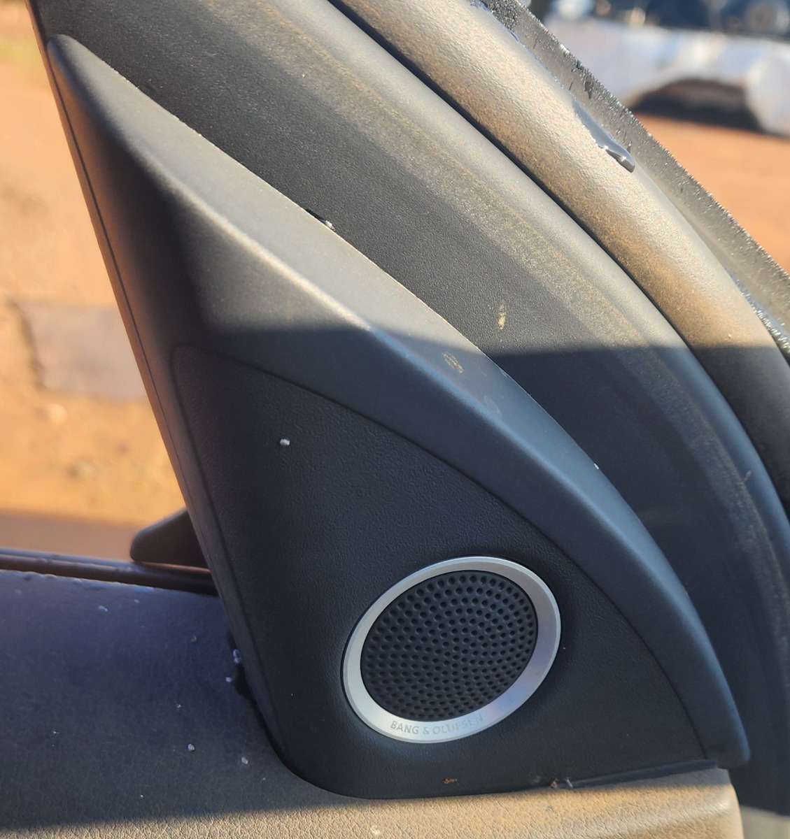 A4 B8 LEFT INNER MIRROR TRIM