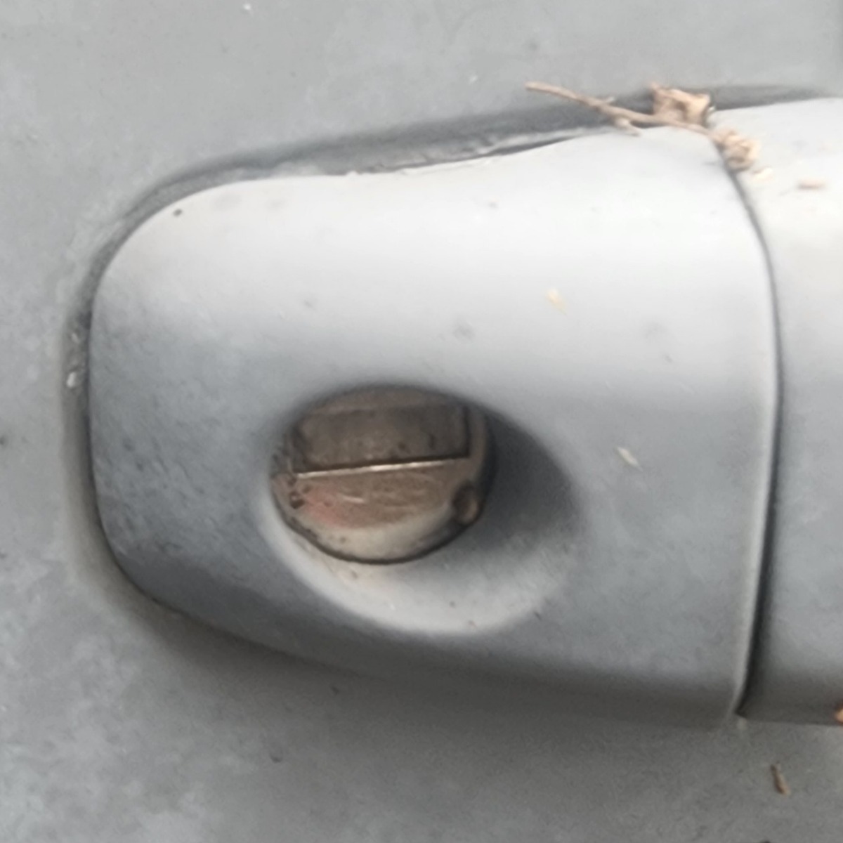 A5 RIGHT FRONT HANDLE END PIECE