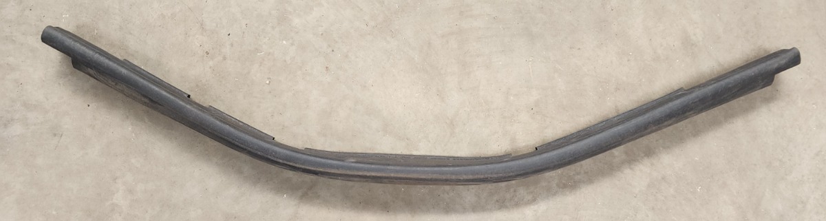 F22 REAR HOOD SEAL