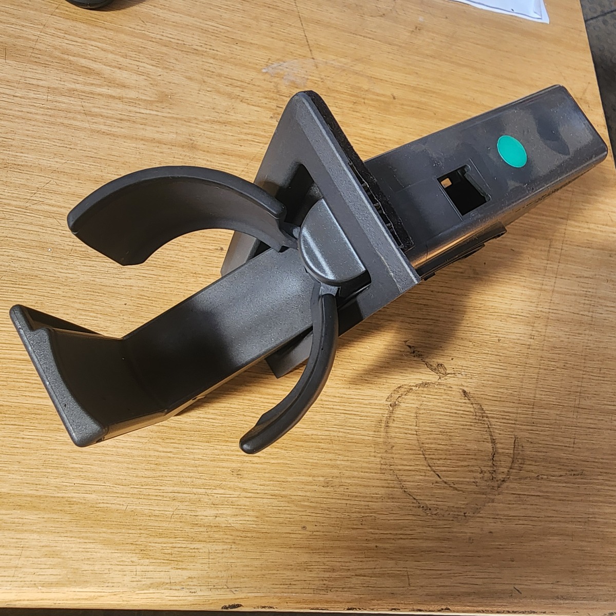 S60 CUP HOLDER