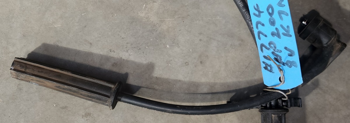 NP200 PLUG LEAD SHORT
