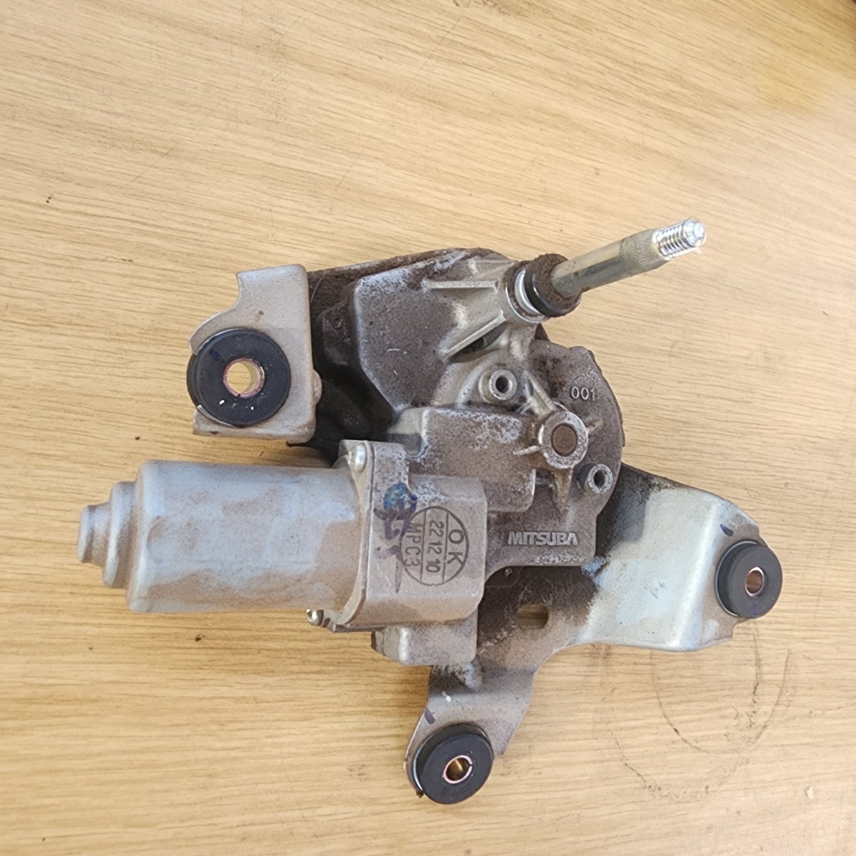 SWIFT REAR WIPER MOTOR