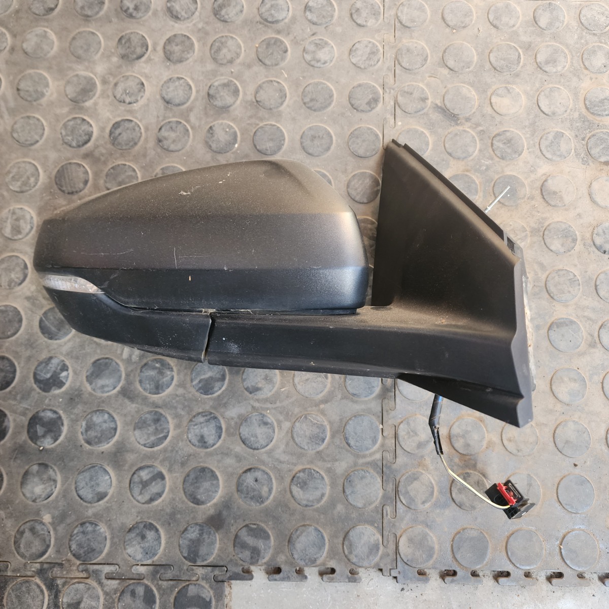 POLO MK8/9 RIGHT MIRROR MANUAL