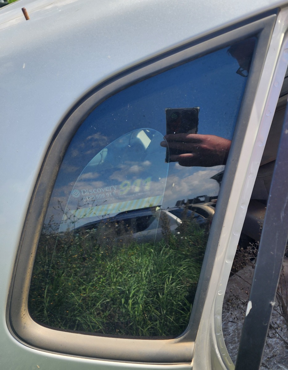 TUCSON RIGHT REAR QUARTER VENT