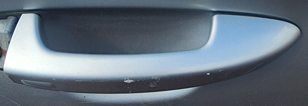 PASSAT CC RIGHT FRONT HANDLE