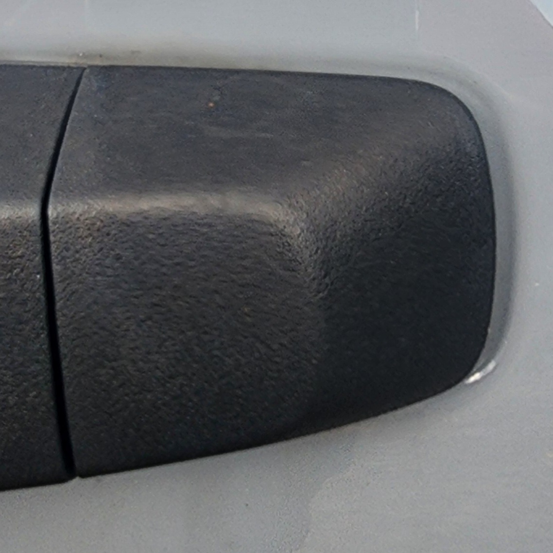 TANK 300 LEFT FRONT HANDLE END PIECE