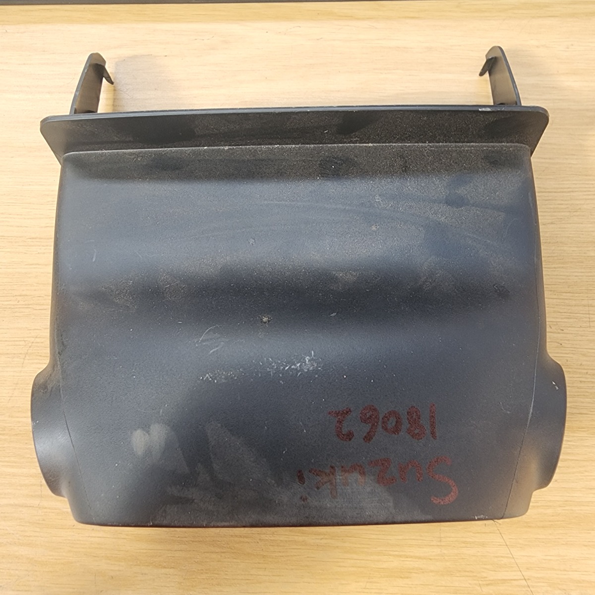 SWIFT UPPER STEERING COVER