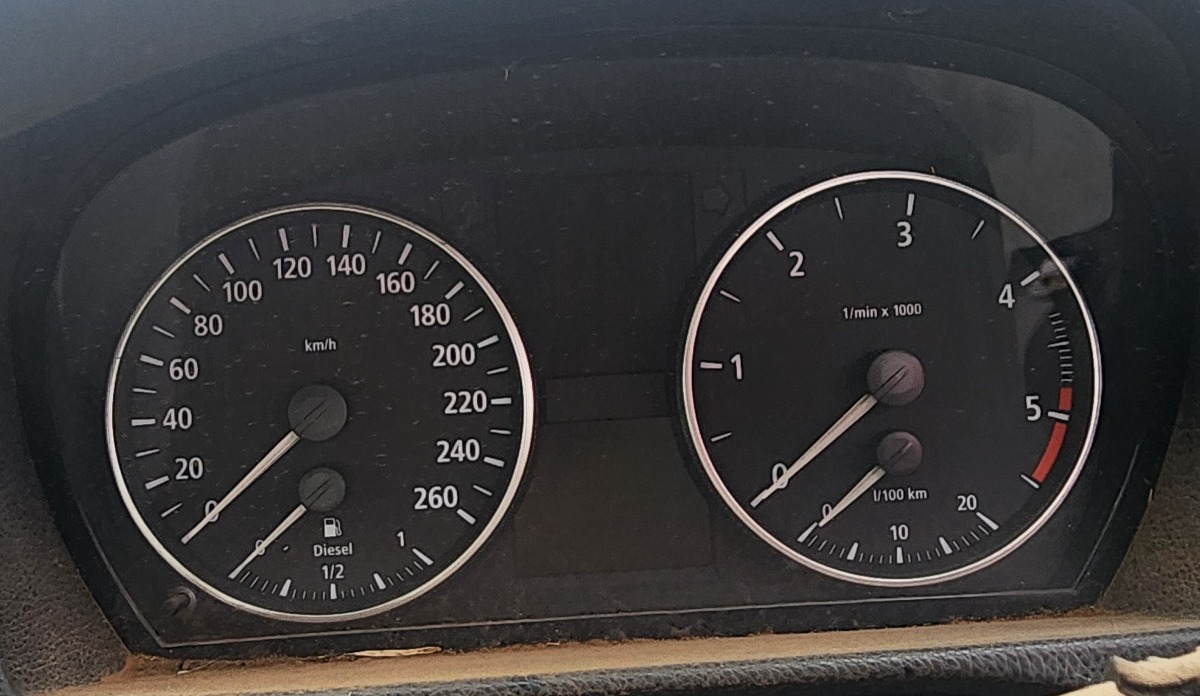 E90 DIESEL SPEEDO CLUSTER