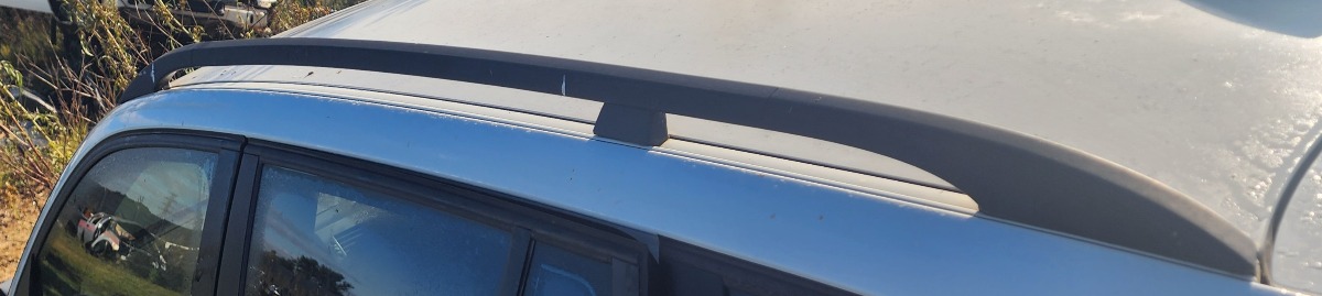 E83 LEFT ROOF RACK