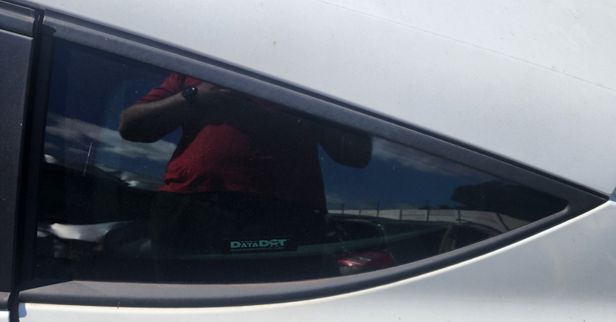 MEGANE 3 LEFT REAR QUARTER VENT