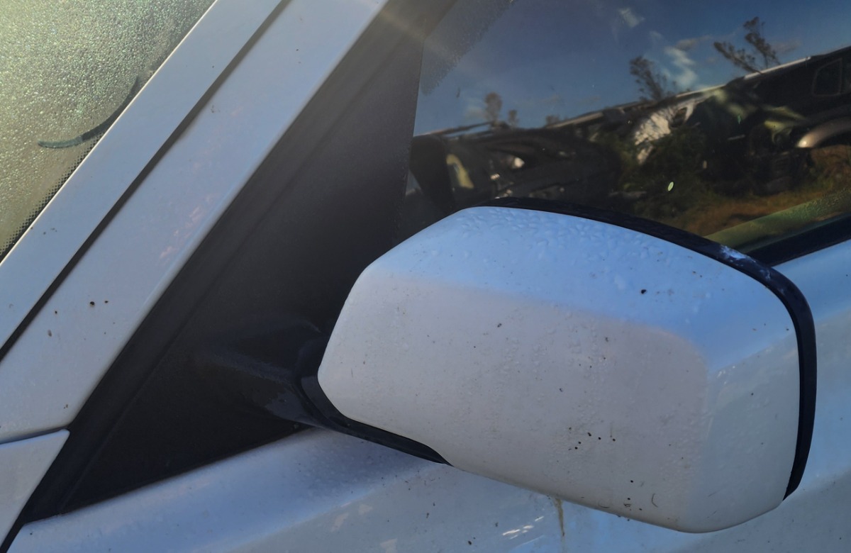 E83 LEFT DOOR MIRROR