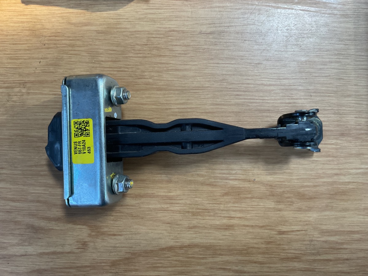 URBAN CRUISER FRONT LEFT DOOR CHECK STRAP