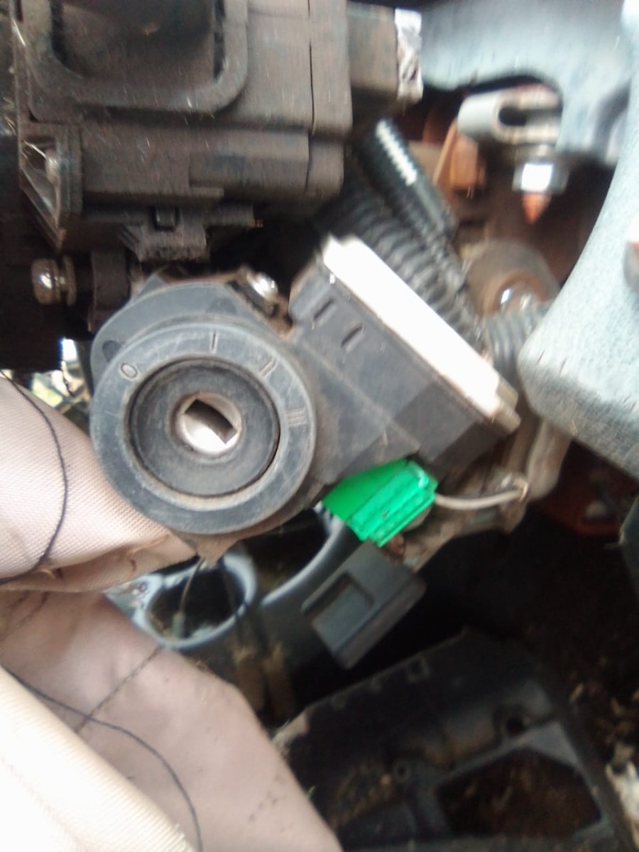 BRIO 1.2 COMFORT IGNITION AND KEY