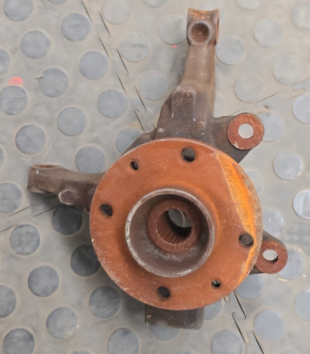 SANDERO RIGHT STEERING KNUCKLE