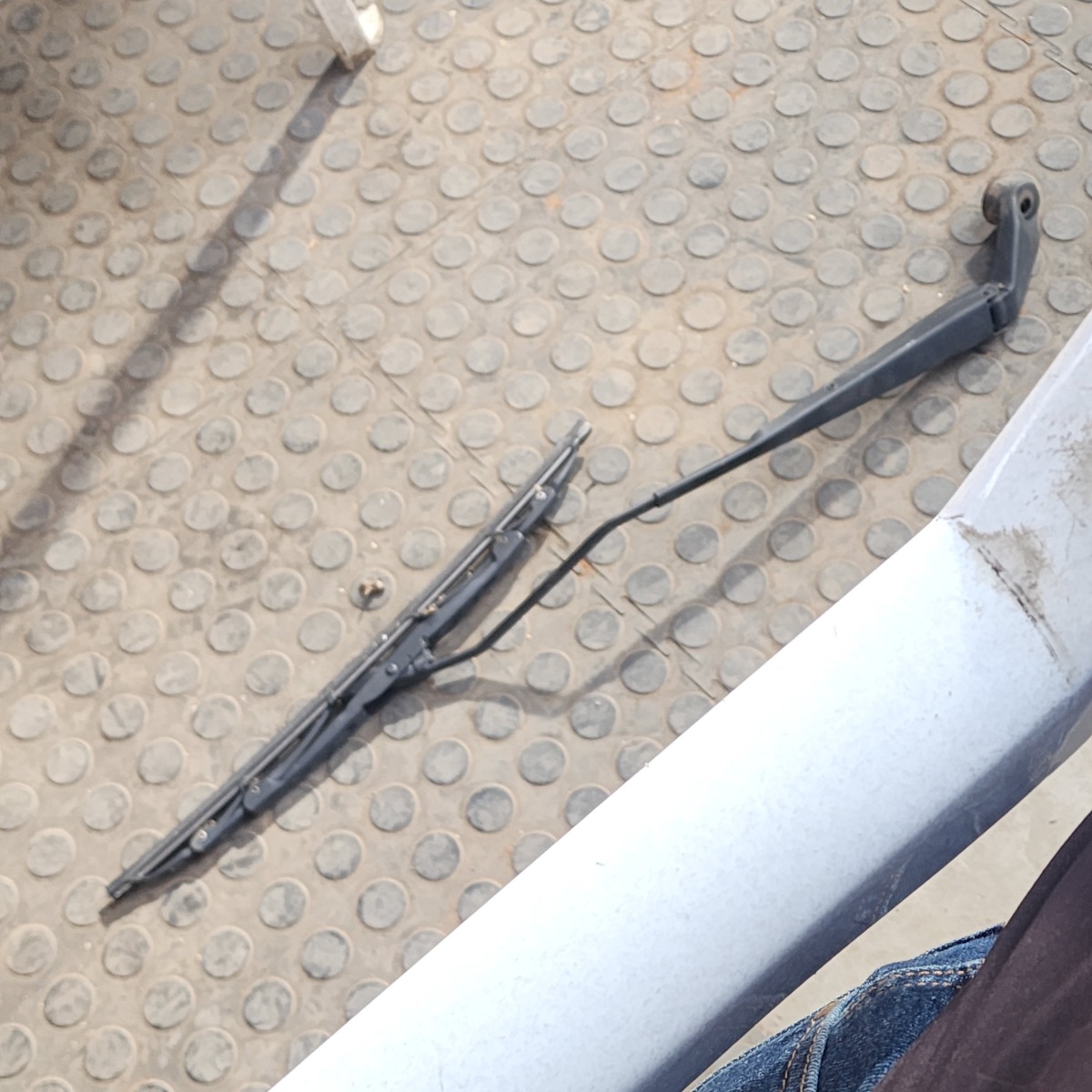 S-PRESSO LEFT WIPER ARM