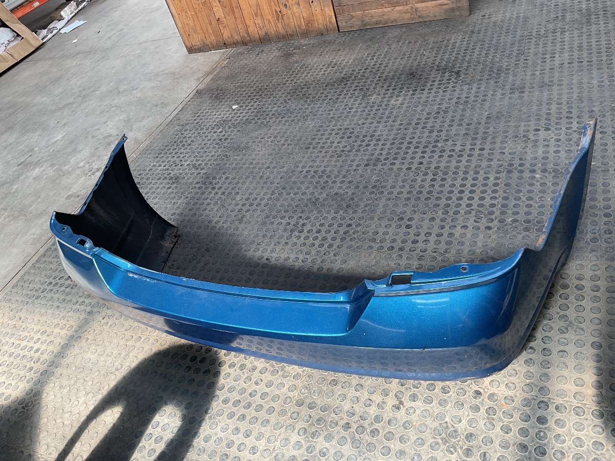 TIIDA 1.6 REAR BUMPER