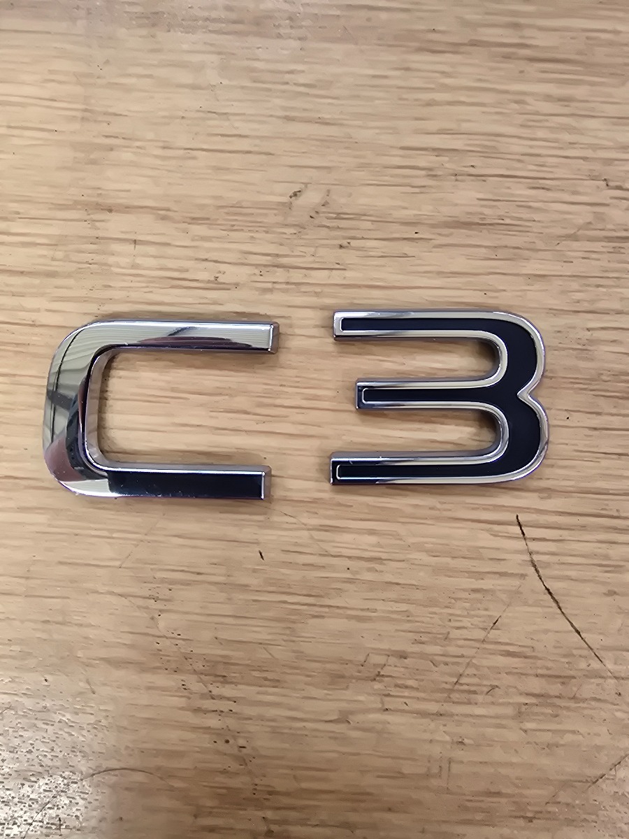 C3 BADGE