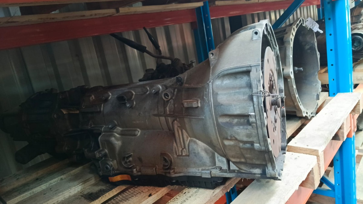 CHEROKEE 2.8 CRD GEARBOX