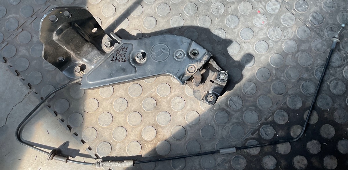 H-1 Transporter Lower Inner Roller Arm
