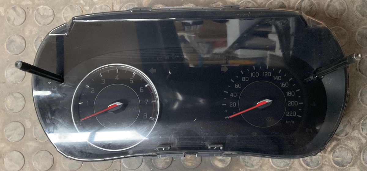 SWIFT GL+ SPEDO CLUSTER