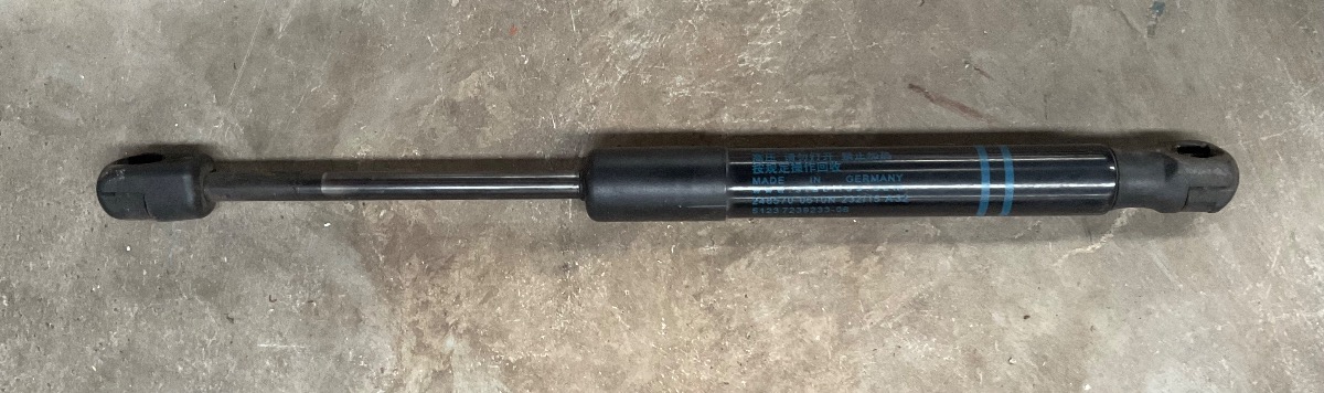 BONNET LIFTING SHOCK