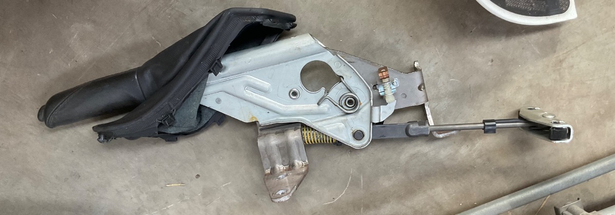 F22 HANDBREAK