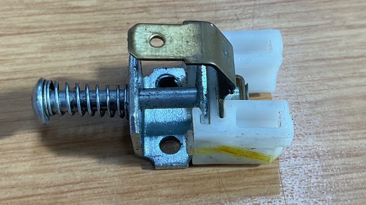 FIGO HANDBREAK SWITCH
