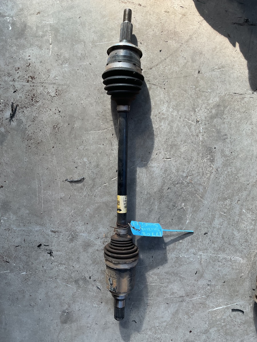 SWIFT LEFT SIDE DRIVE SHAFT