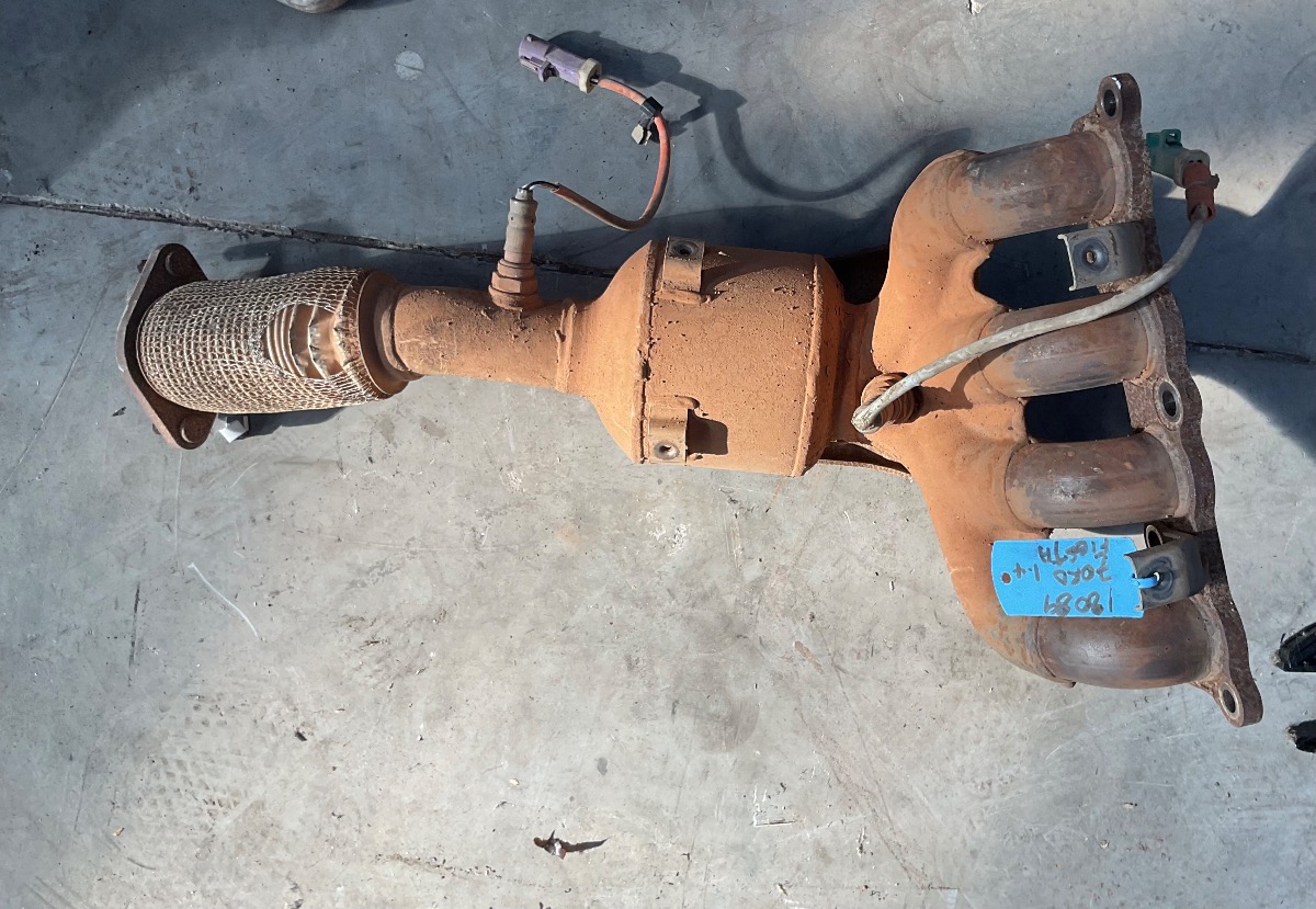 FIESTA EXHAUST MANIFOLD