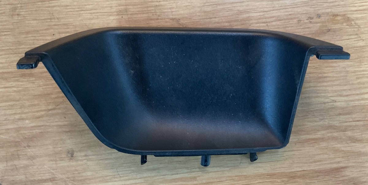 FIESTA MK4 FRONT LEFT DOOR ARMREST TRIM