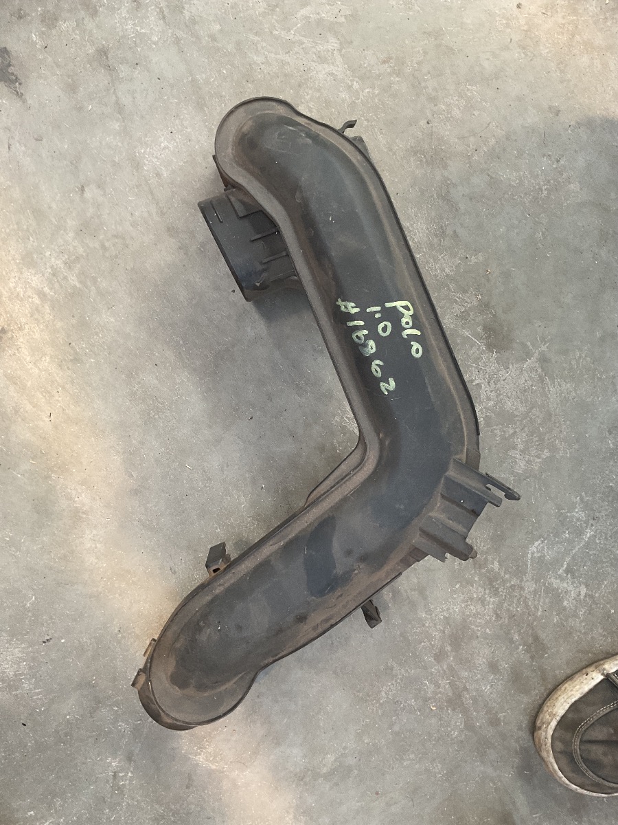 POLO 1.0 INTAKE HOSE
