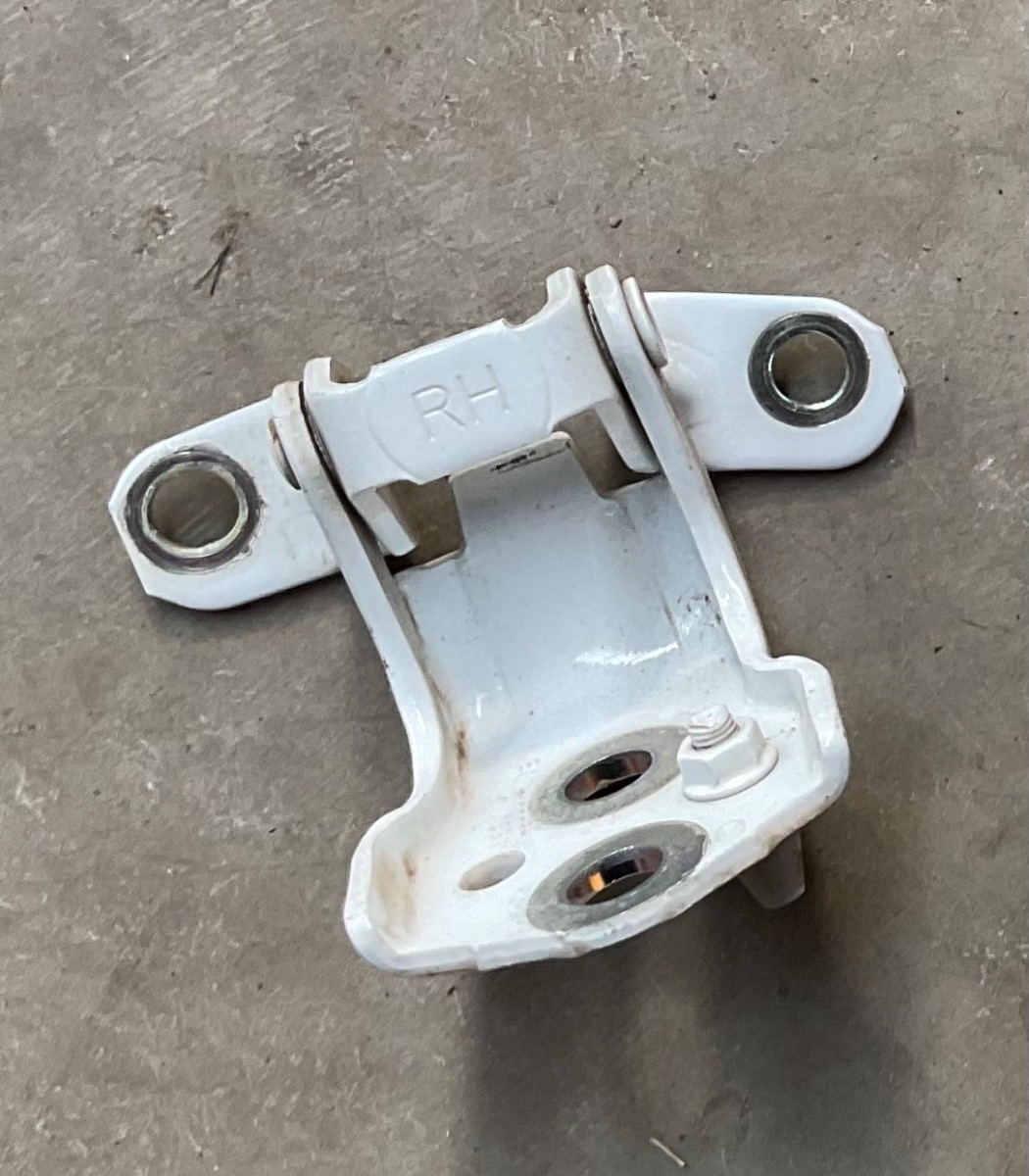 RANGER FRONT RIGHT DOOR HINGE UPPER