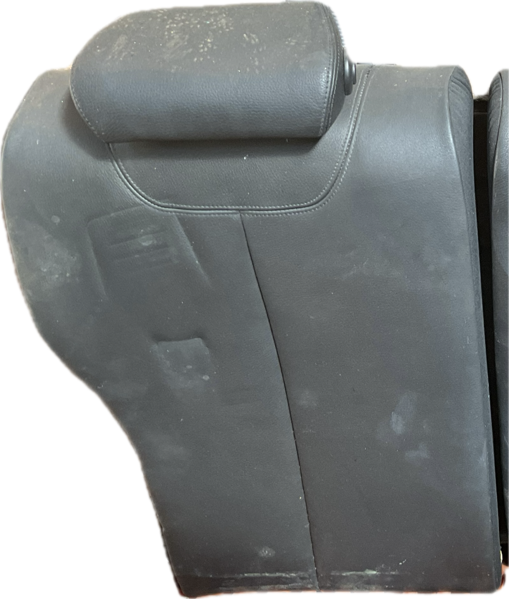 F22 RIGHT REAR UPPER SEAT