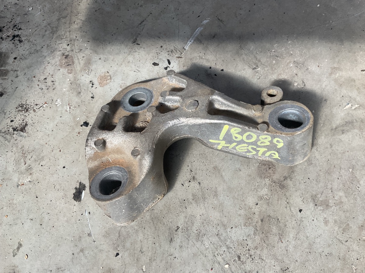 FIESTA MOUNTING BRACKET