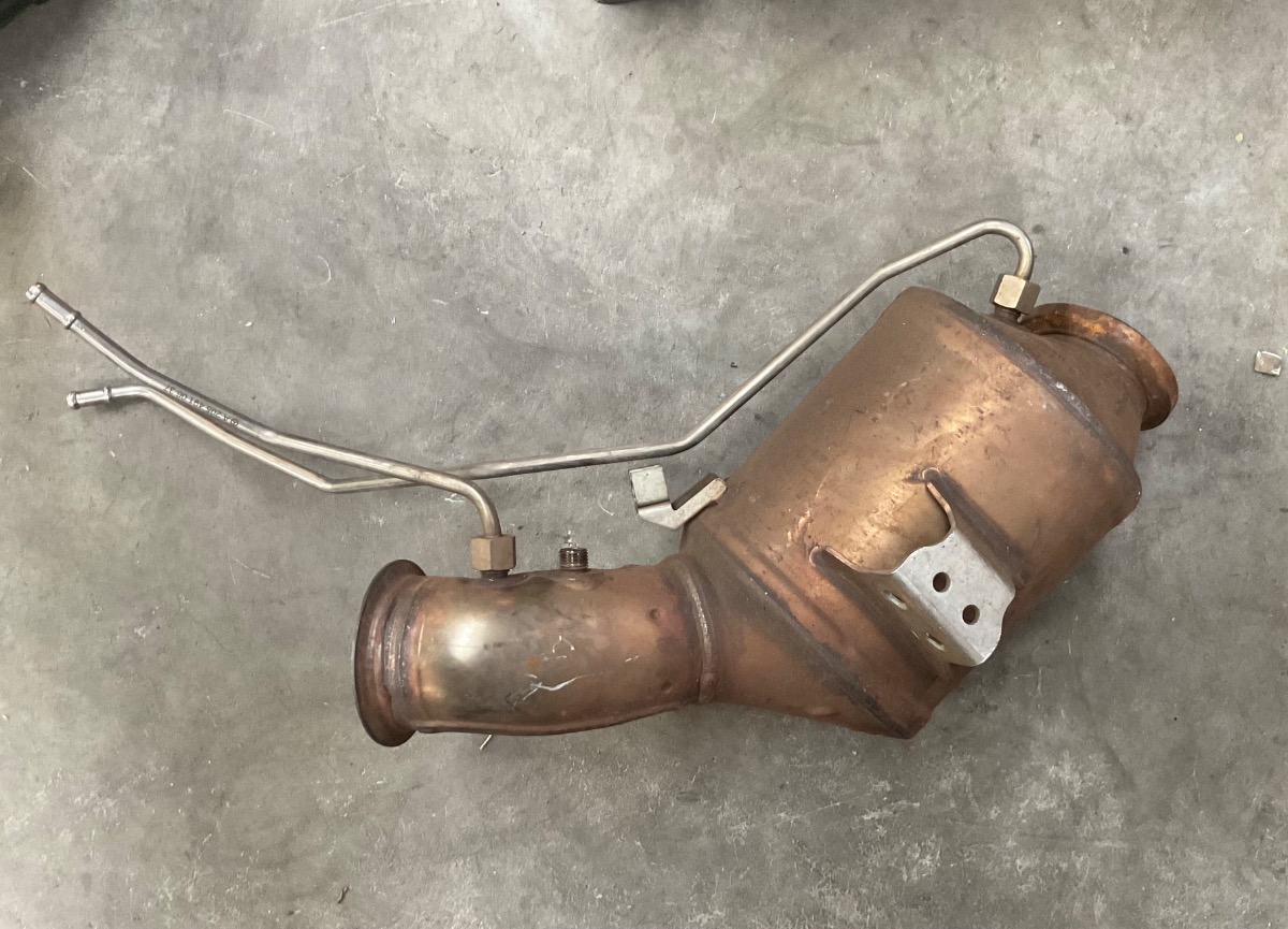 W253 CATALYTIC CONVERTER