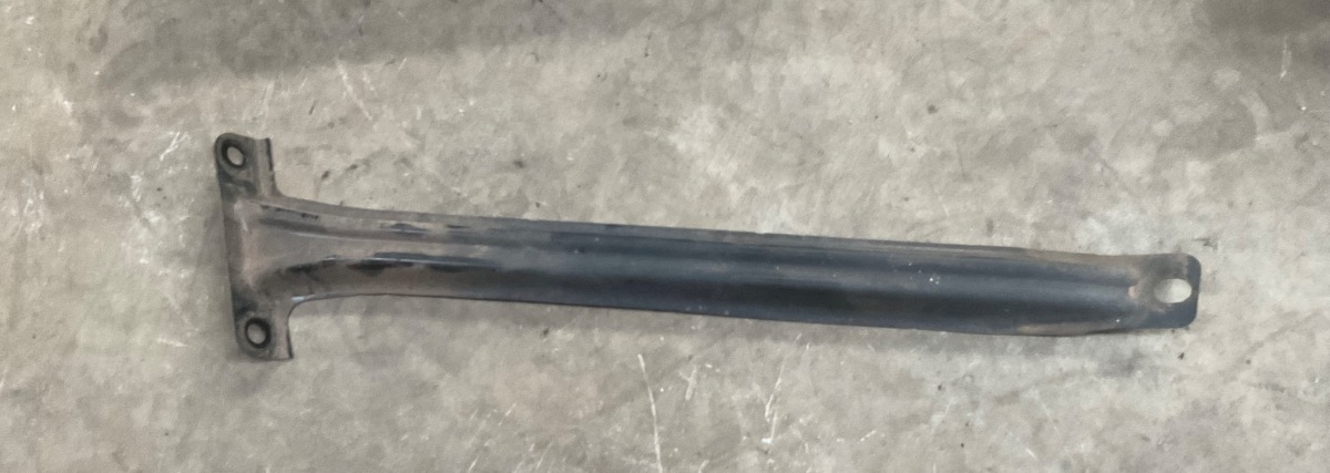 W253 RIGHT FRONT STRUT