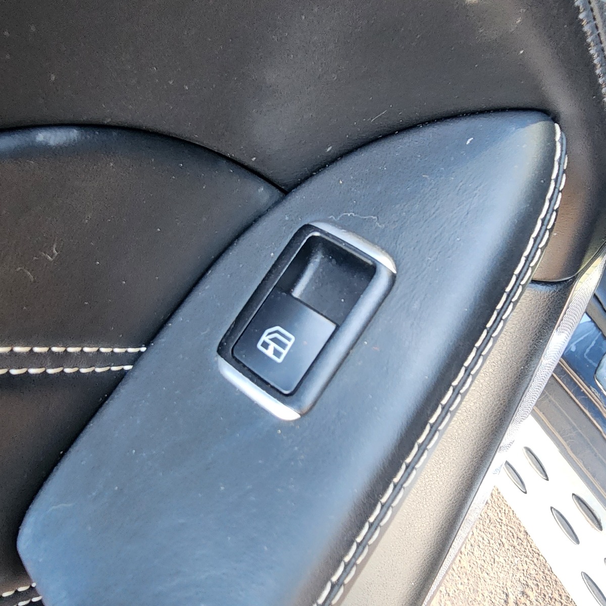 W166 GL63 FRONT LEFT WINDOW SWITCH