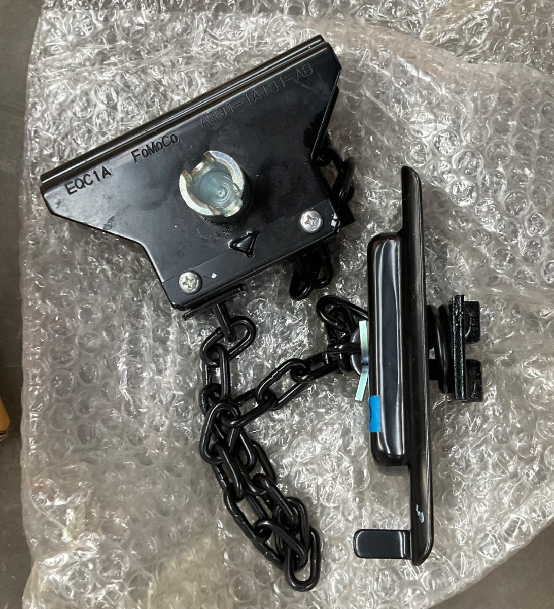 RANGER SPARE WHEEL HOIST