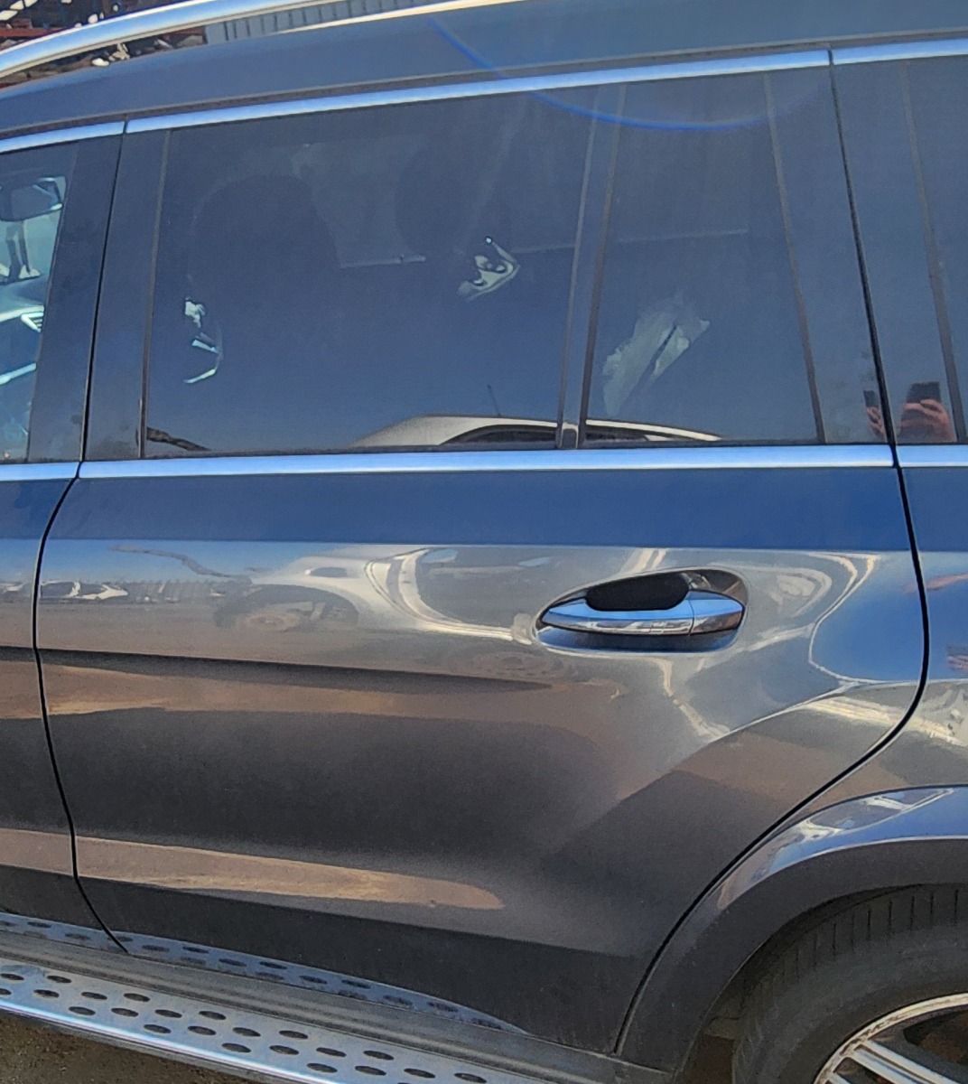 W166 GL63 LEFT REAR DOOR (SHELL ONLY)
