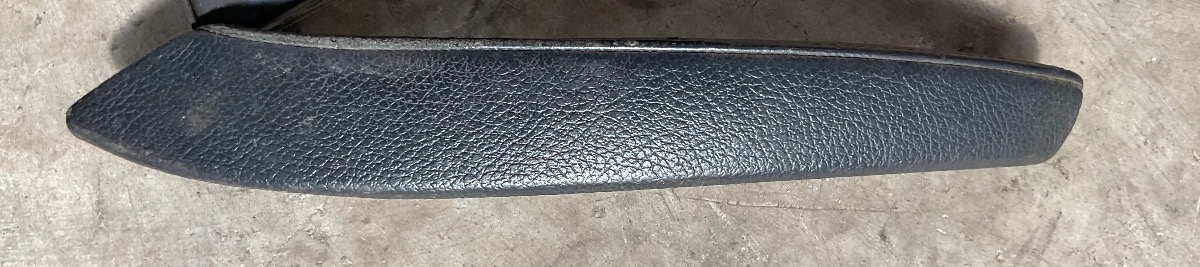 E90 LEFT REAR DOOR HANDLE COVER