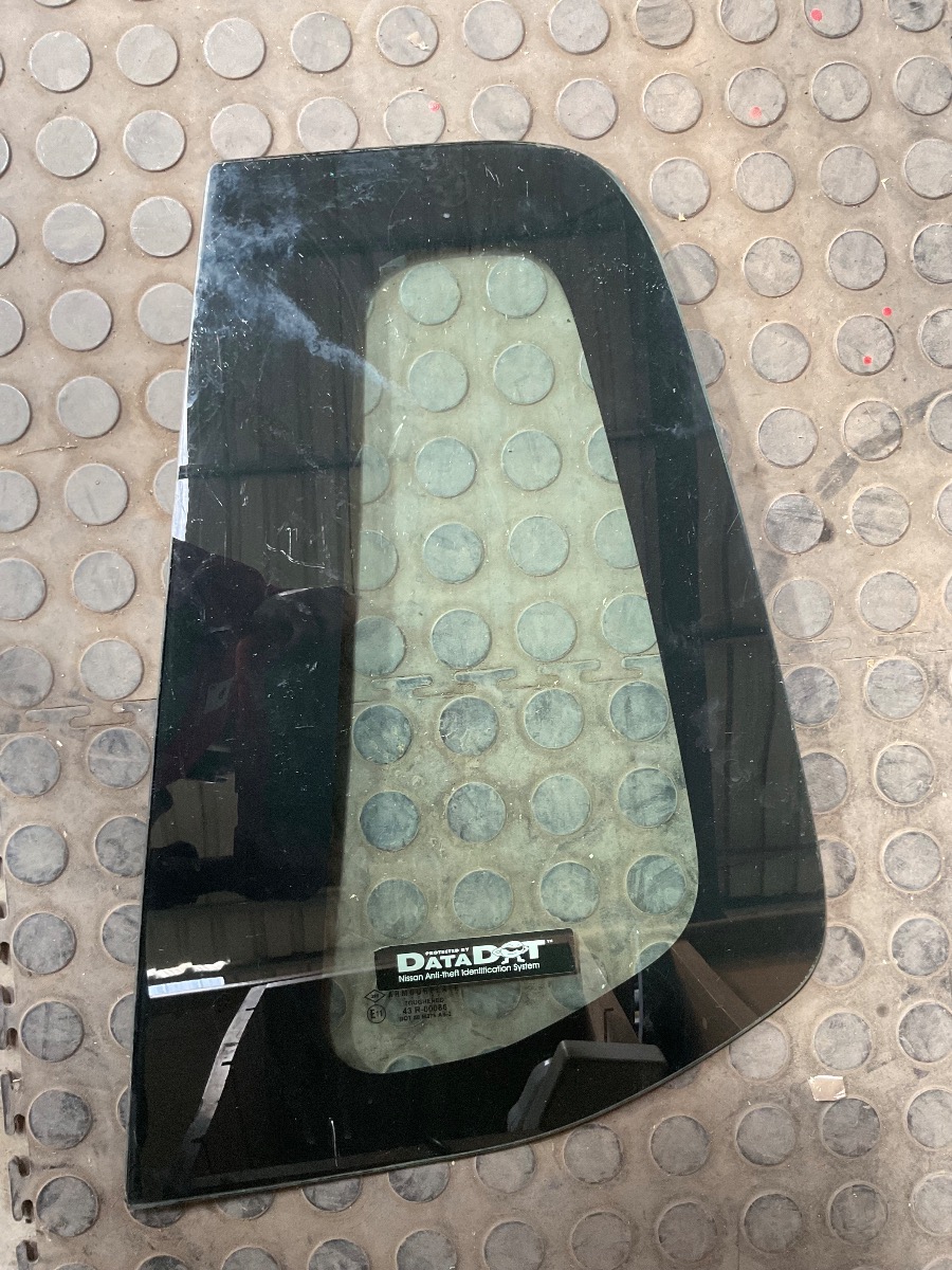 NP200 LEFT REAR QUARTER GLASS