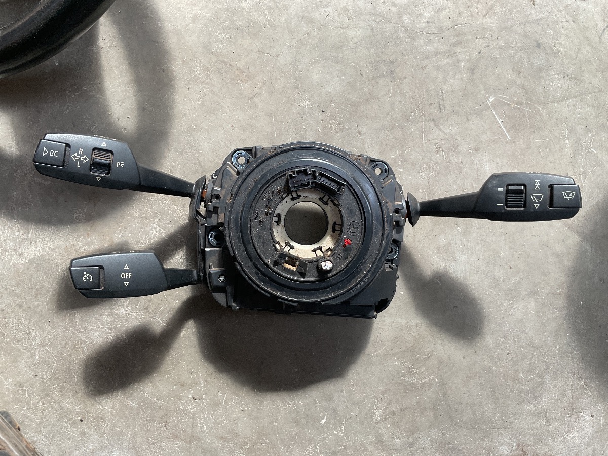 320i COMBINATION SWITCH
